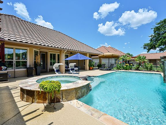 3rd image of 1104 Catalina Bay Blvd