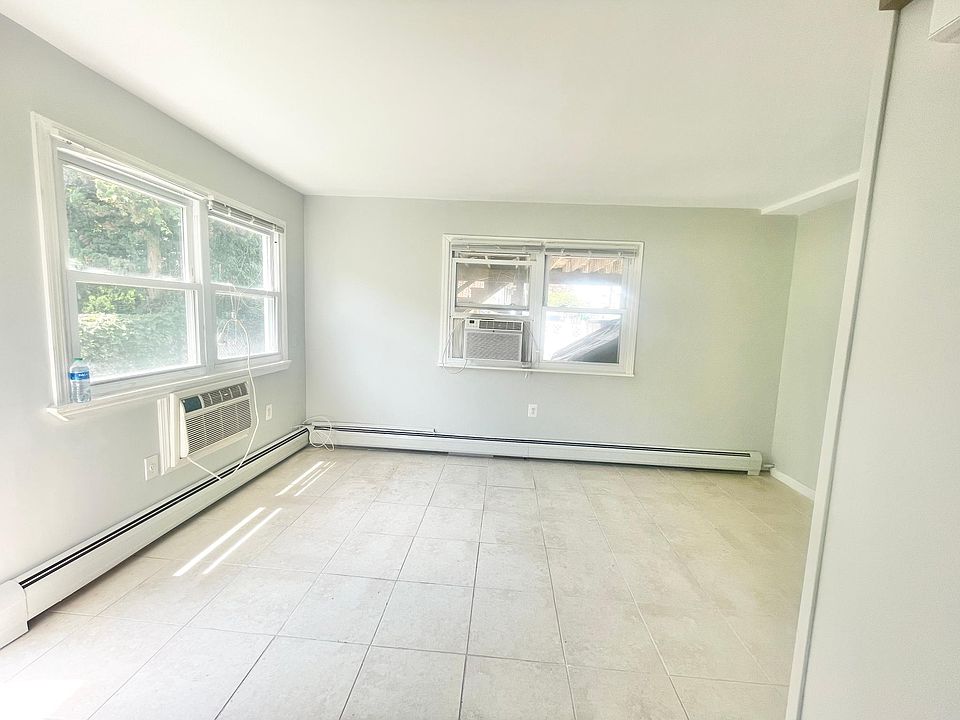 1st image of 241 Weed Ave #1F