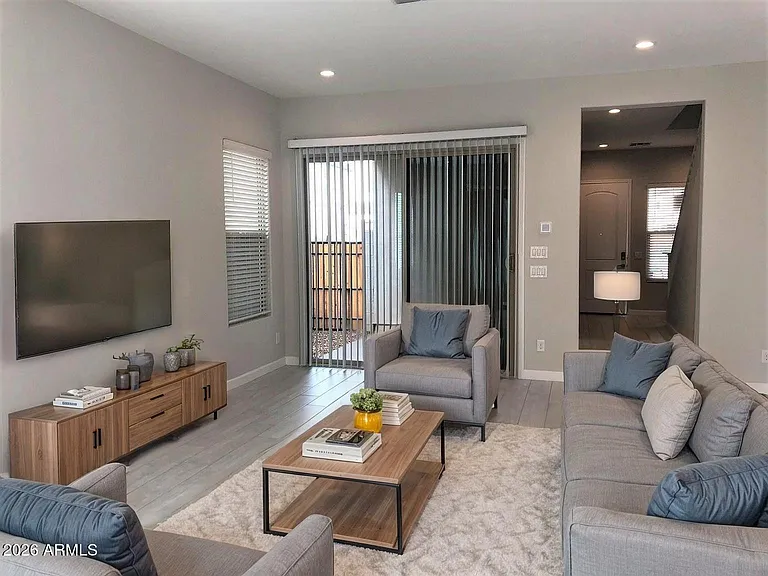6519 E Villa Maria Dr — Photo 2