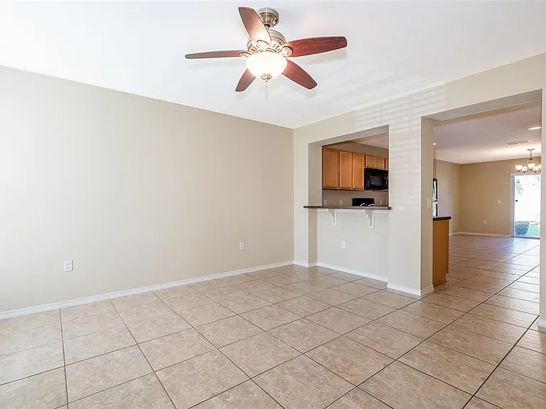 5087 Dominica Dr — Photo 3