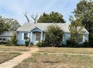 904 SW 4th Ave, Mineral Wells, TX 76067