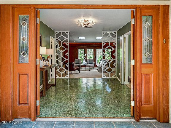 3rd image of 3635 LEEWOOD Lane