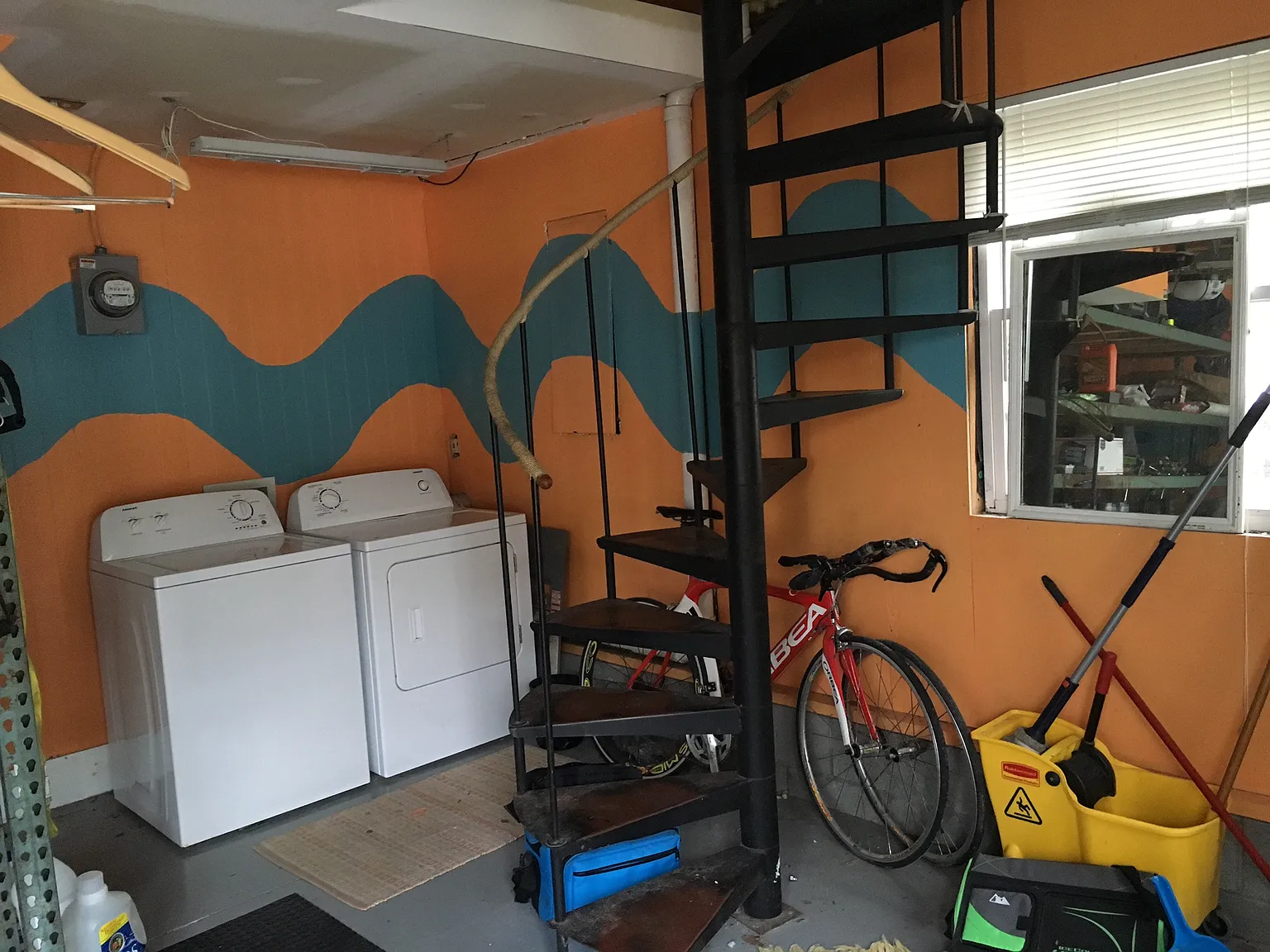 4 bed, 2096 sqft, $675 — Photo 2