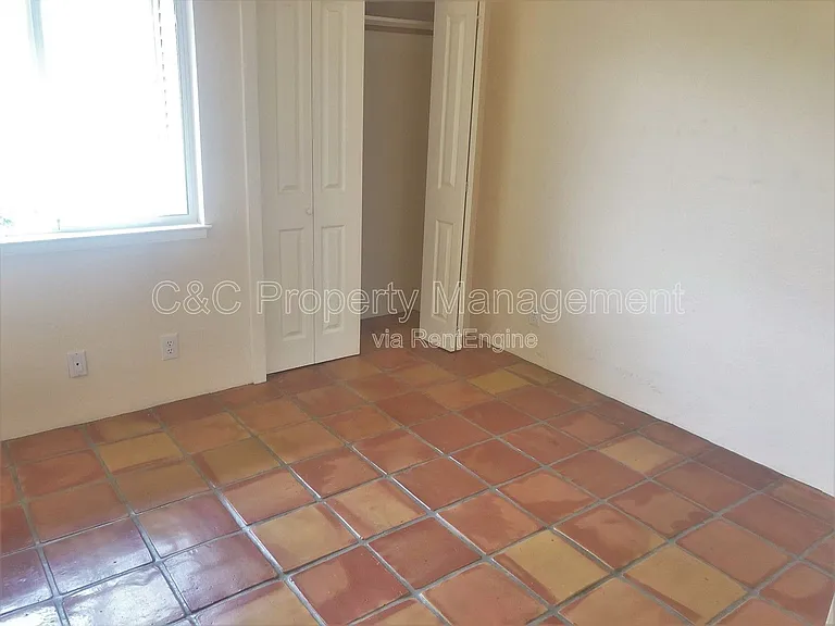 274 Watson St #A — Photo 7