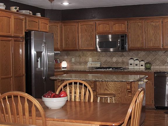 5th image of 1317 W Lakewood Dr