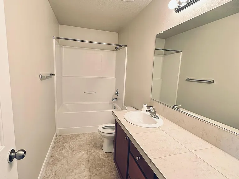 3374 SE Meadowview Way — Photo 18