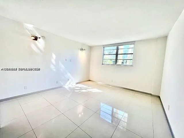 19370 Collins Ave #121 — Photo 10