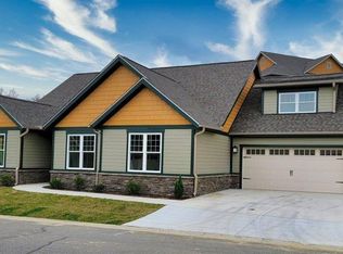74 Creekside View Dr, Asheville, NC 28804