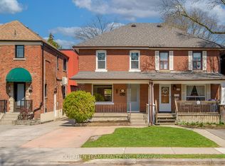 127 Rumsey Rd, Toronto, ON M4G1P3