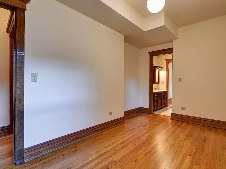 3920 N Janssen Ave #1 — Photo 10