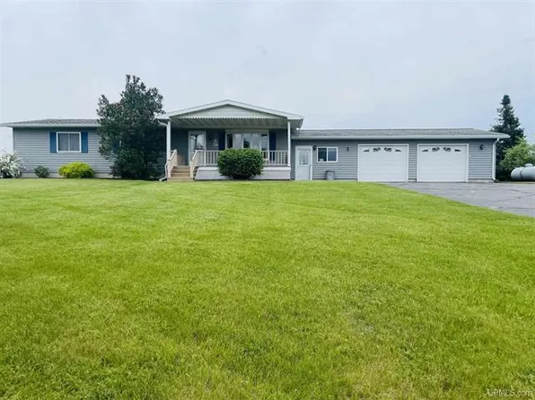 N1256 M1 Tower STREET, Daggett, MI 49821