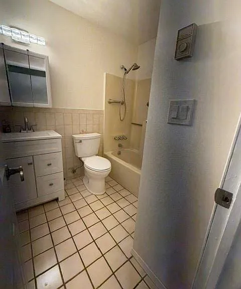 12 Athens Ct — Photo 11