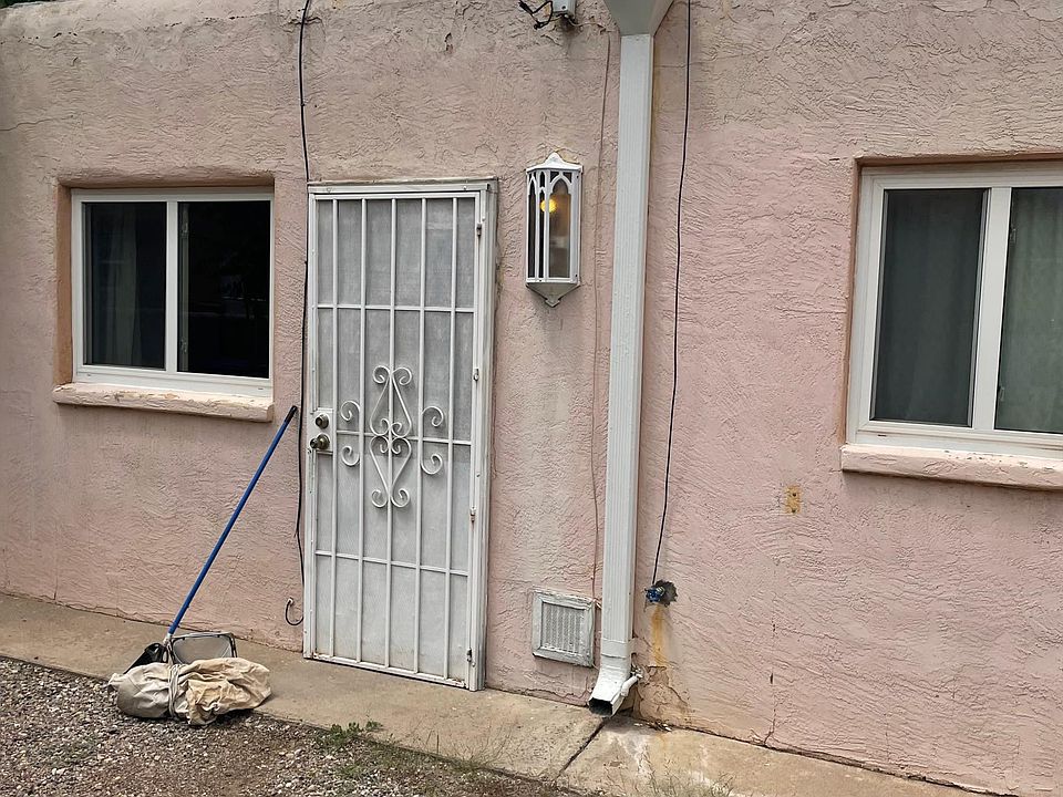 1st image of 618 Washington St NE #A