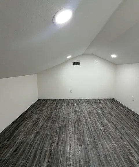 4304 W Rogers Rd — Photo 13