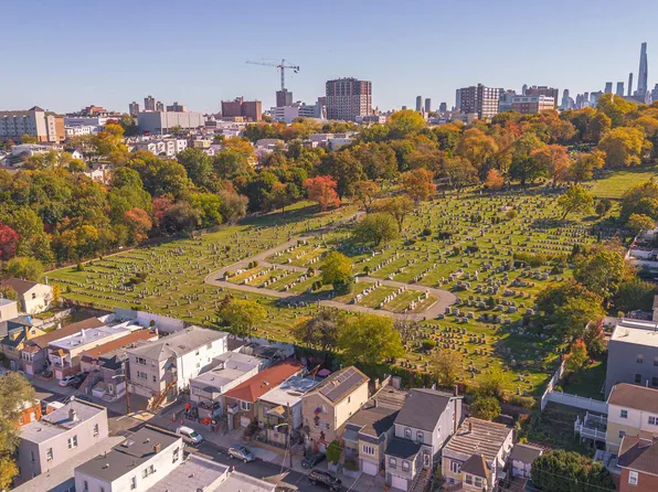 4616 Meadowview Avenue image 27 of 29