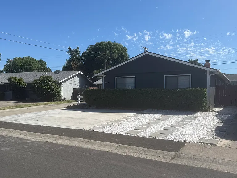 FRONT YARD