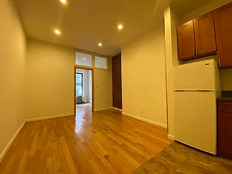 Rented by Best Apartments North Inc