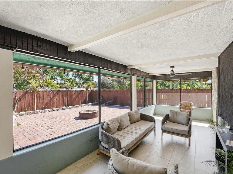 1326 SW Bartell Ave — Photo 47