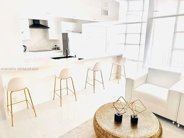 600 Parkview Dr #1018 — Photo 6