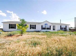 617 Artesian Rd, Cheyenne, WY 82007