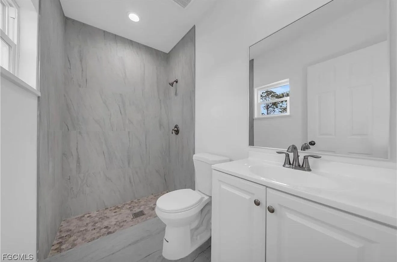 3 bed, 1101 sqft, $1,850 — Photo 4