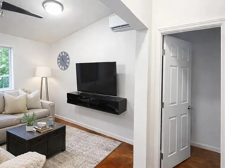 51313 Mitts Way — Photo 3