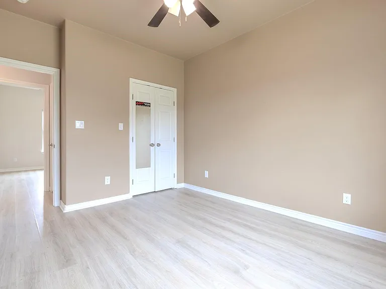 2422 Cardinal Dr — Photo 26
