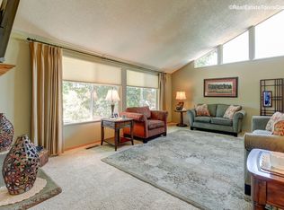 860 NW 8th Ct, Hillsboro, OR