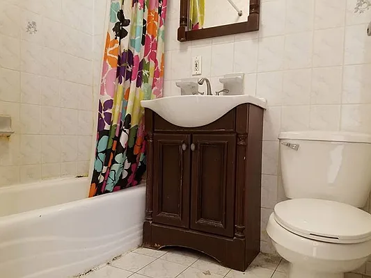 Rented by null | media 18