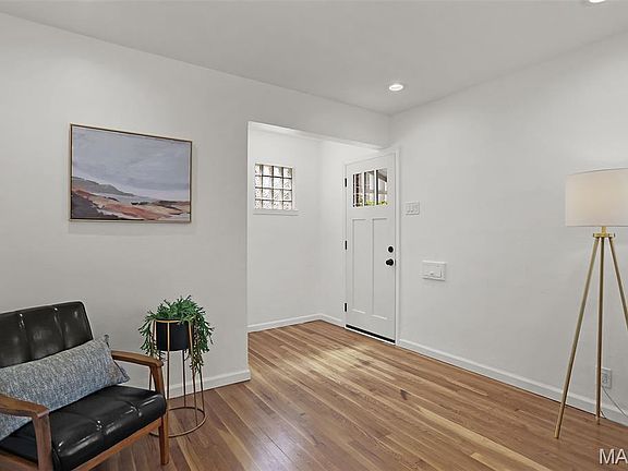 5th image of 5681 Pernod Ave