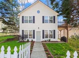 9185 Fleetwood Trl, Gainesville, GA 30506
