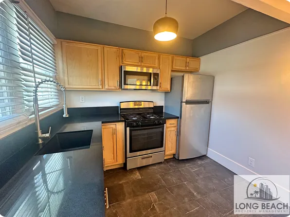 1703 E Broadway, Long Beach, CA