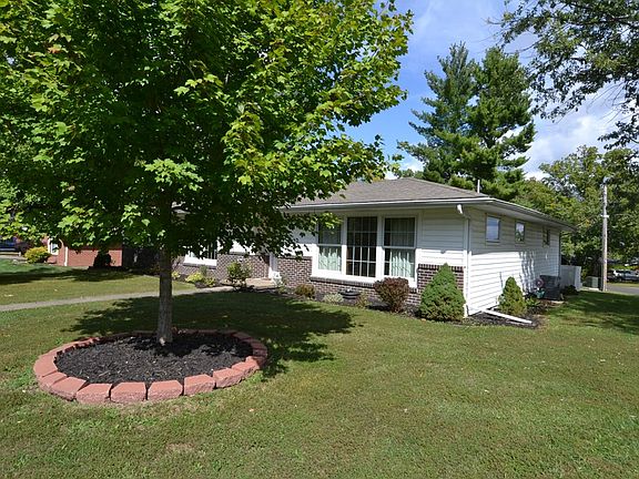 5th image of 21 Kellwood Dr