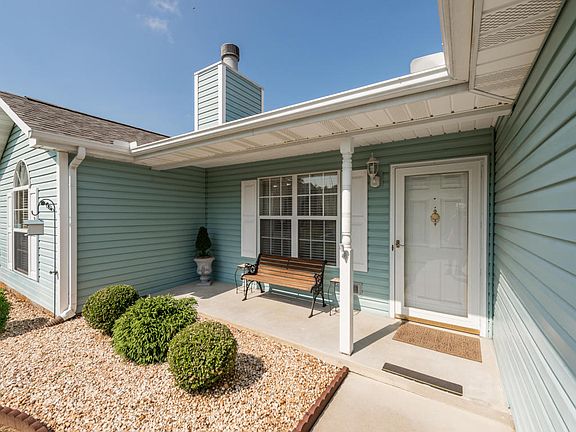 2nd image of 6991 Yellow Oak Ln