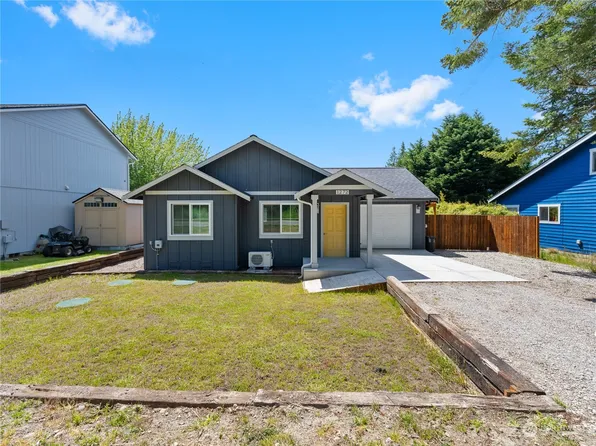 1272 Admirals Drive, Coupeville, WA 98239