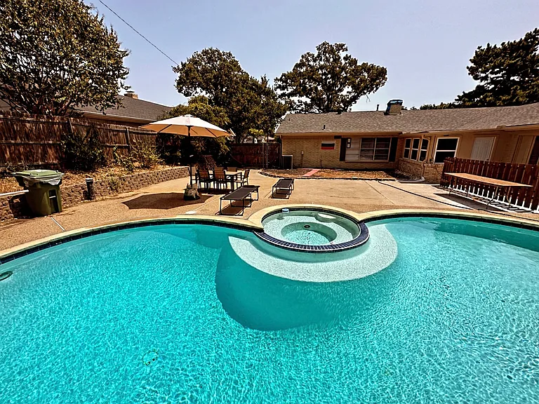 1321 Wade Dr — Photo 20