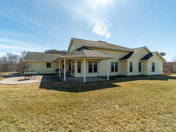 W2071 County Road R, Mondovi, WI 54755