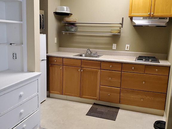 3rd image of 84 N 9th St #93anbkzbt