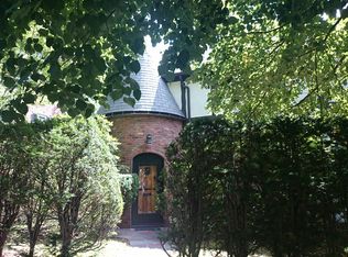 55 Blake Rd, Brookline, MA 02445