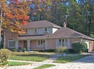 6466 Parkview Dr, Troy, MI 48098