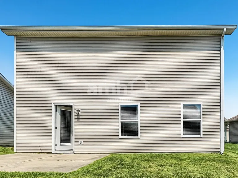 19486 Prairie Crossing Dr — Photo 16