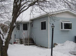 23 Falling Creek Dr UNIT 23, Janesville, WI 53548