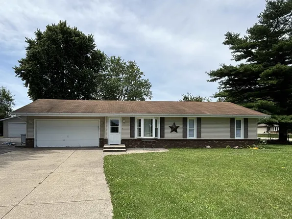 12007 Wagon Lane Ct, Roscoe, IL 61073