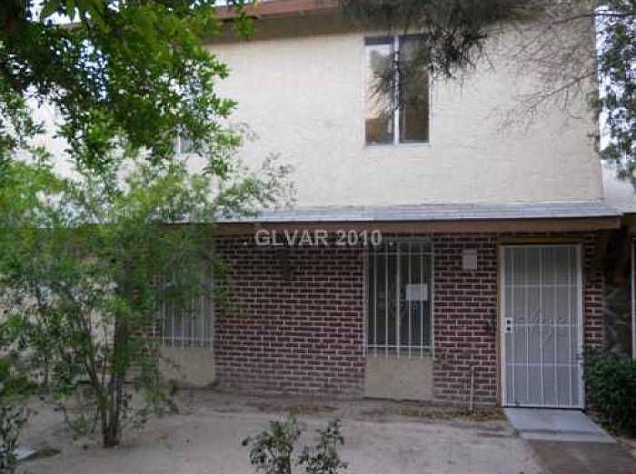 1st image of 3939 Torsby Pl