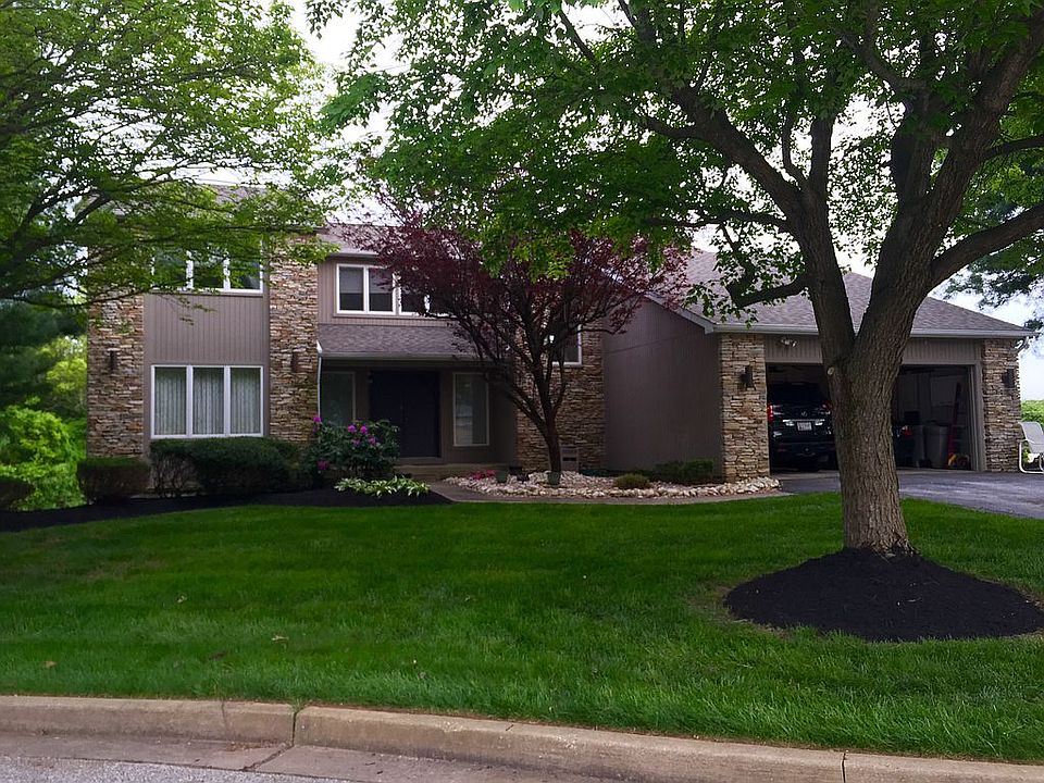 2nd image of 3723 Greenway Ln