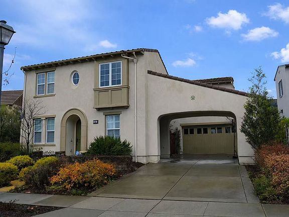2nd image of 842 Griffon Ct