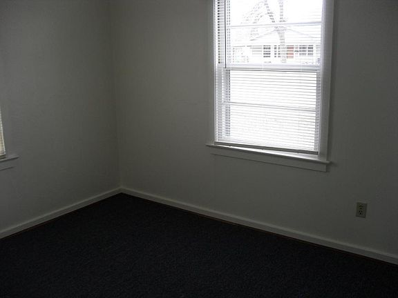 5th image of 1016 N 9th St