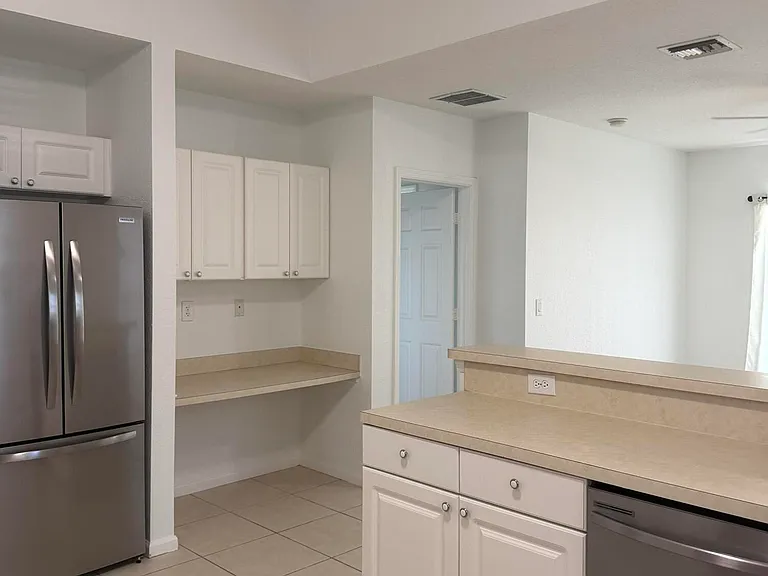 2109 Dock St — Photo 5