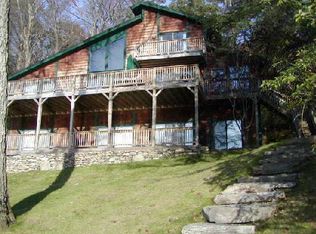 8 Laurel Dr, Sherman, CT 06784