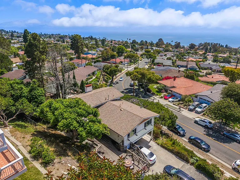 28130 Ambergate Dr — Photo 2